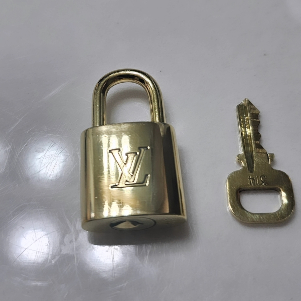 Louis Vuitton padlock